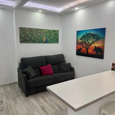 San Eugenio Charming Apartment Tenerife